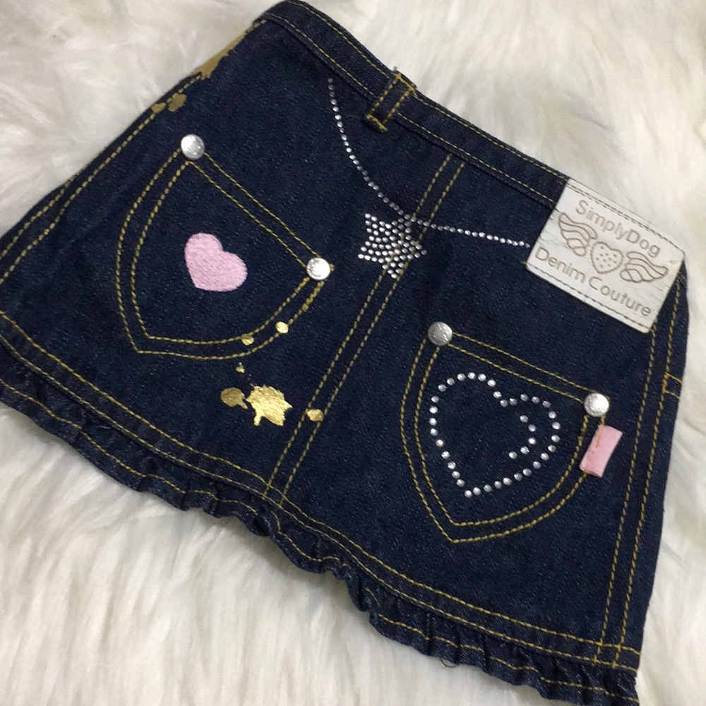 Dog skirt